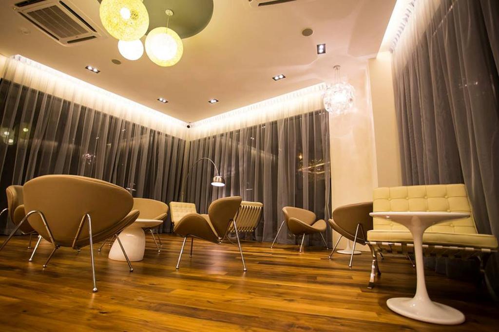 Mood Hotel Johor Bahru Exterior foto